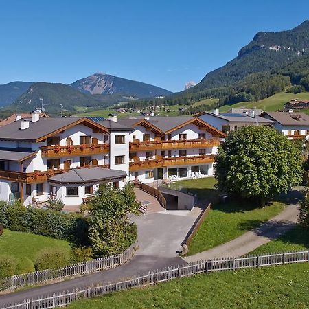 Hotel Viktoria Castelrotto Eksteriør billede